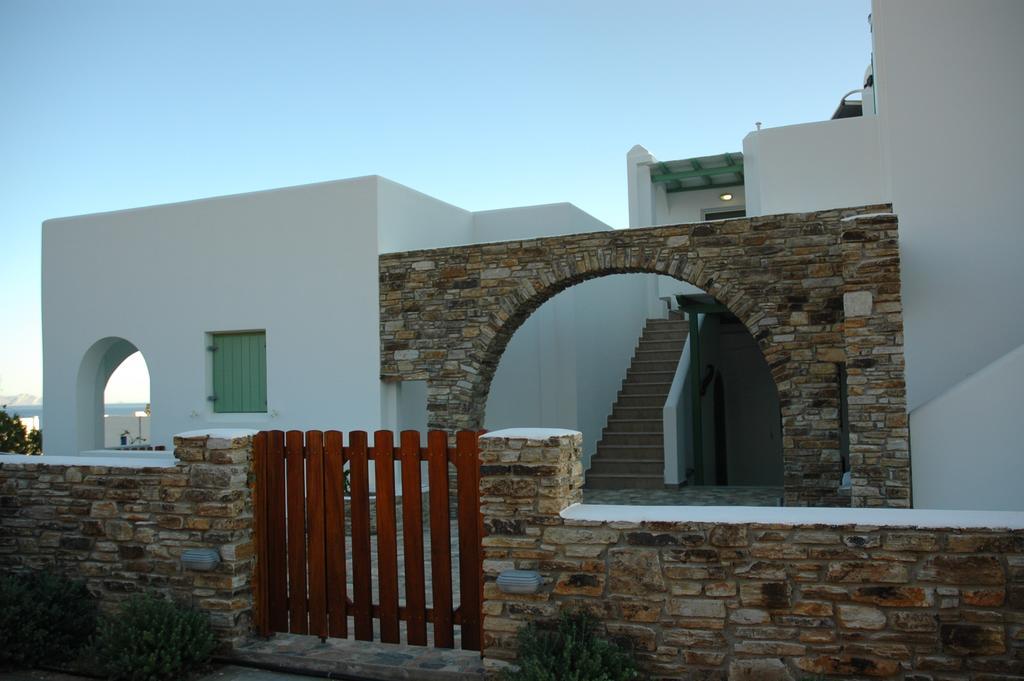 St George Antiparos Apartments And Studios Agios Georgios  Eksteriør bilde