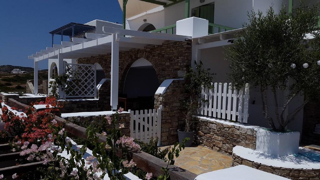 St George Antiparos Apartments And Studios Agios Georgios  Eksteriør bilde